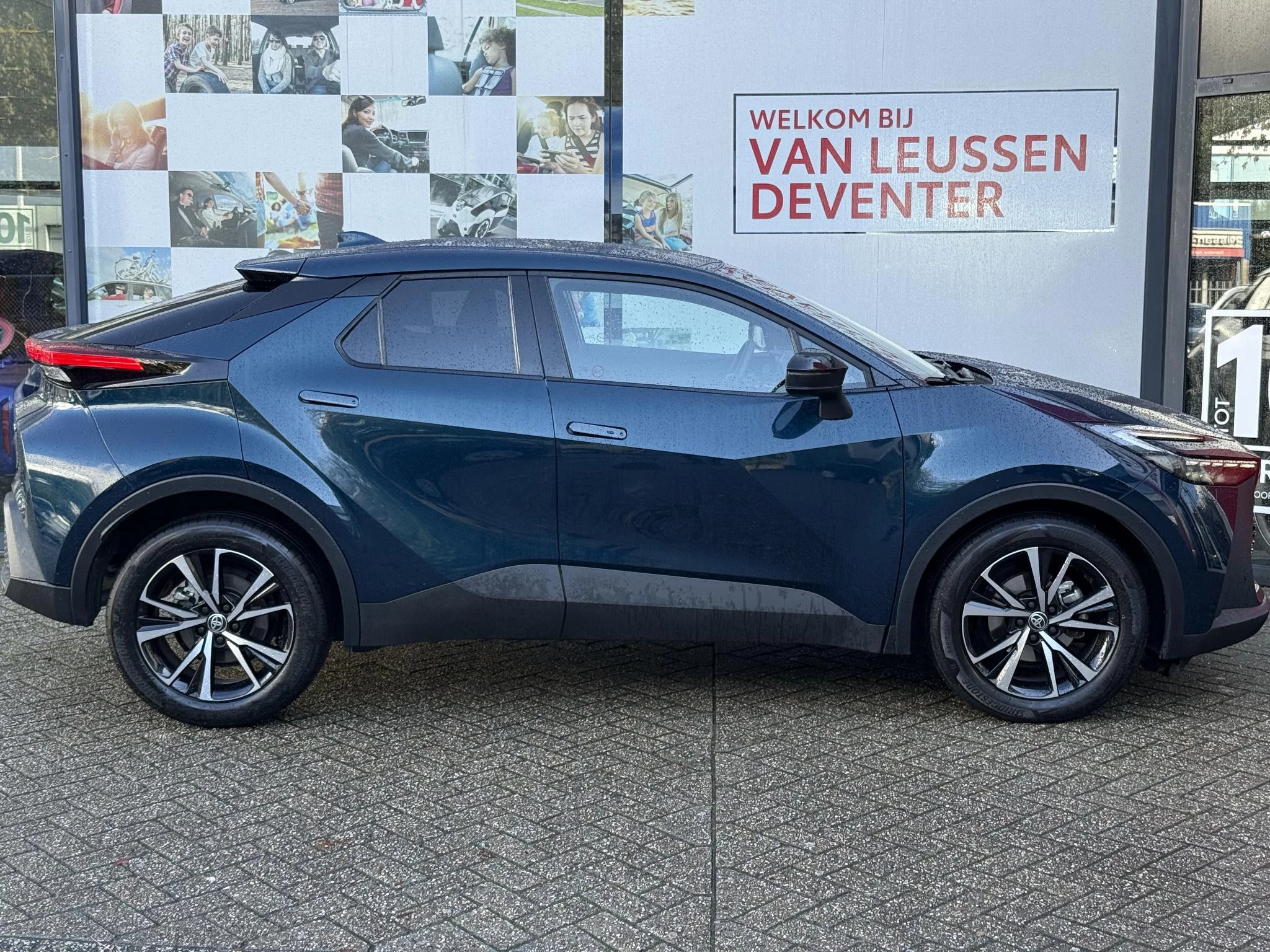 Hoofdafbeelding Toyota C-HR