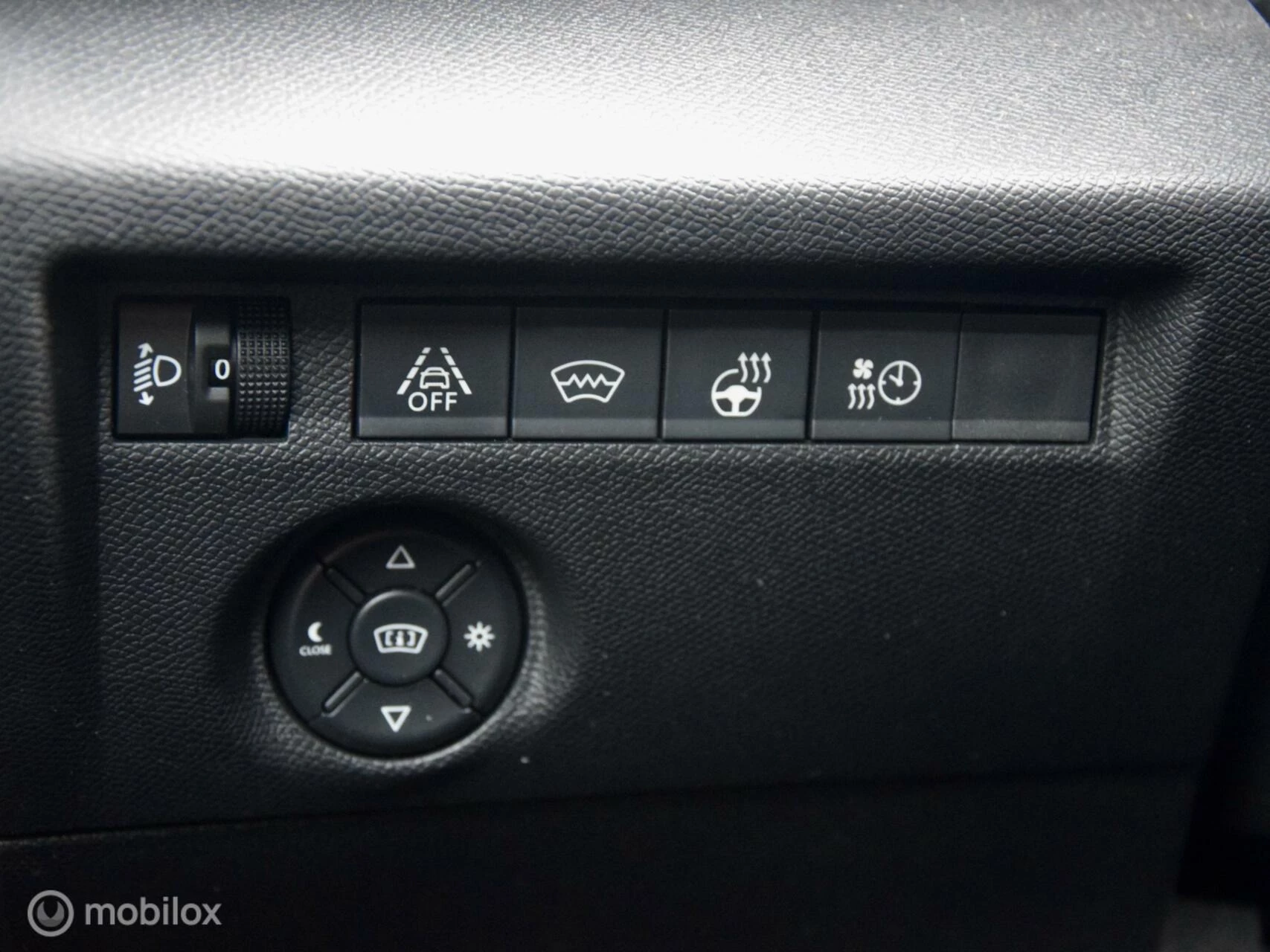 Hoofdafbeelding Citroën ë-C4