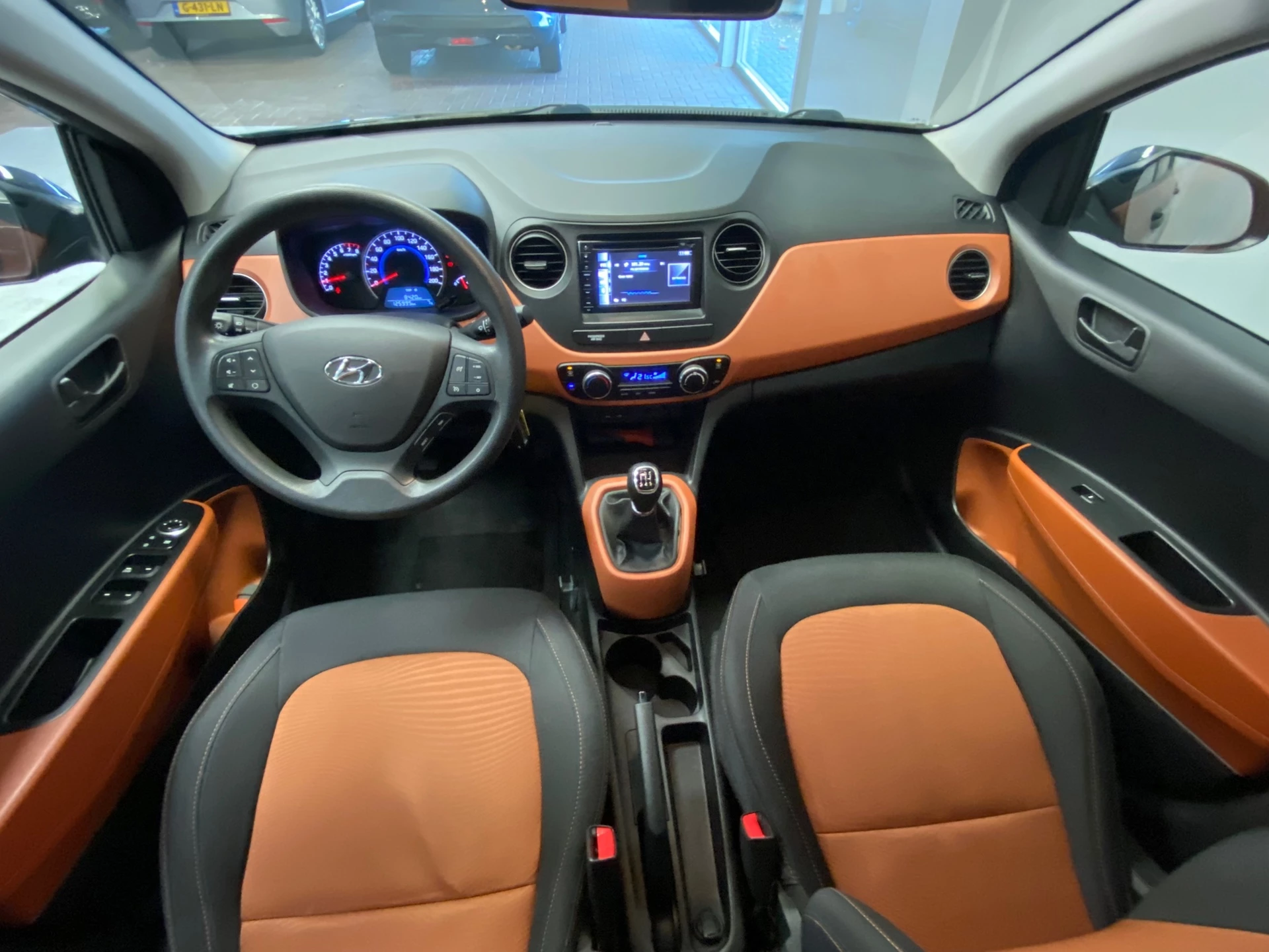 Hoofdafbeelding Hyundai i10