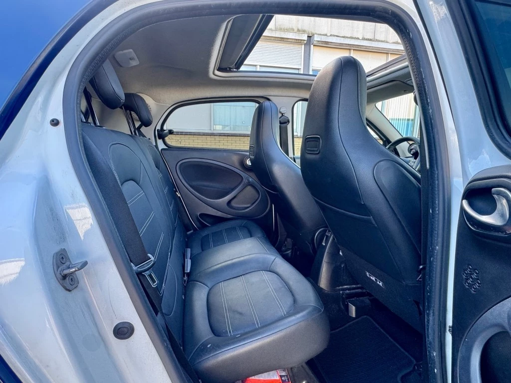 Hoofdafbeelding smart Forfour