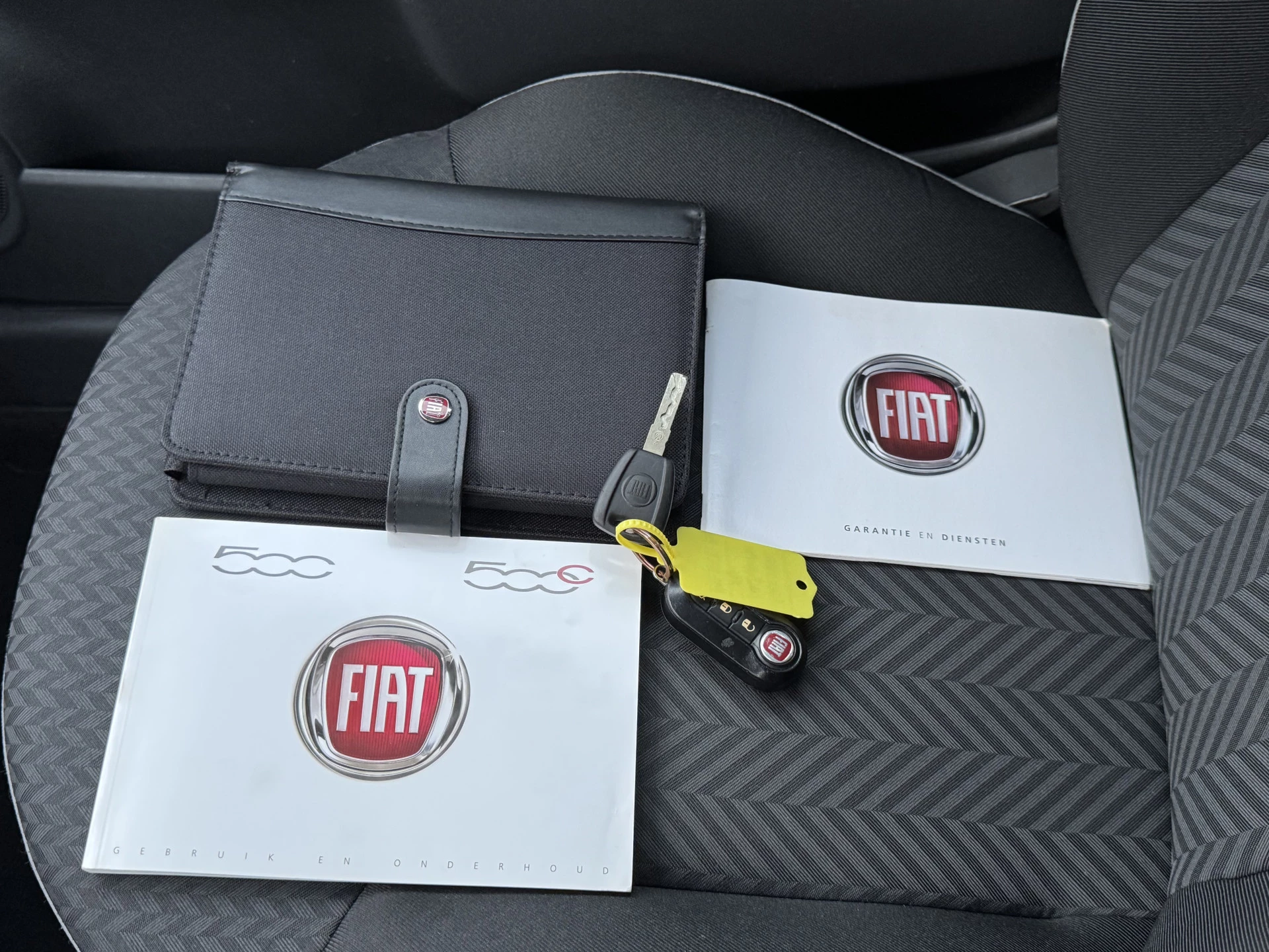 Hoofdafbeelding Fiat 500