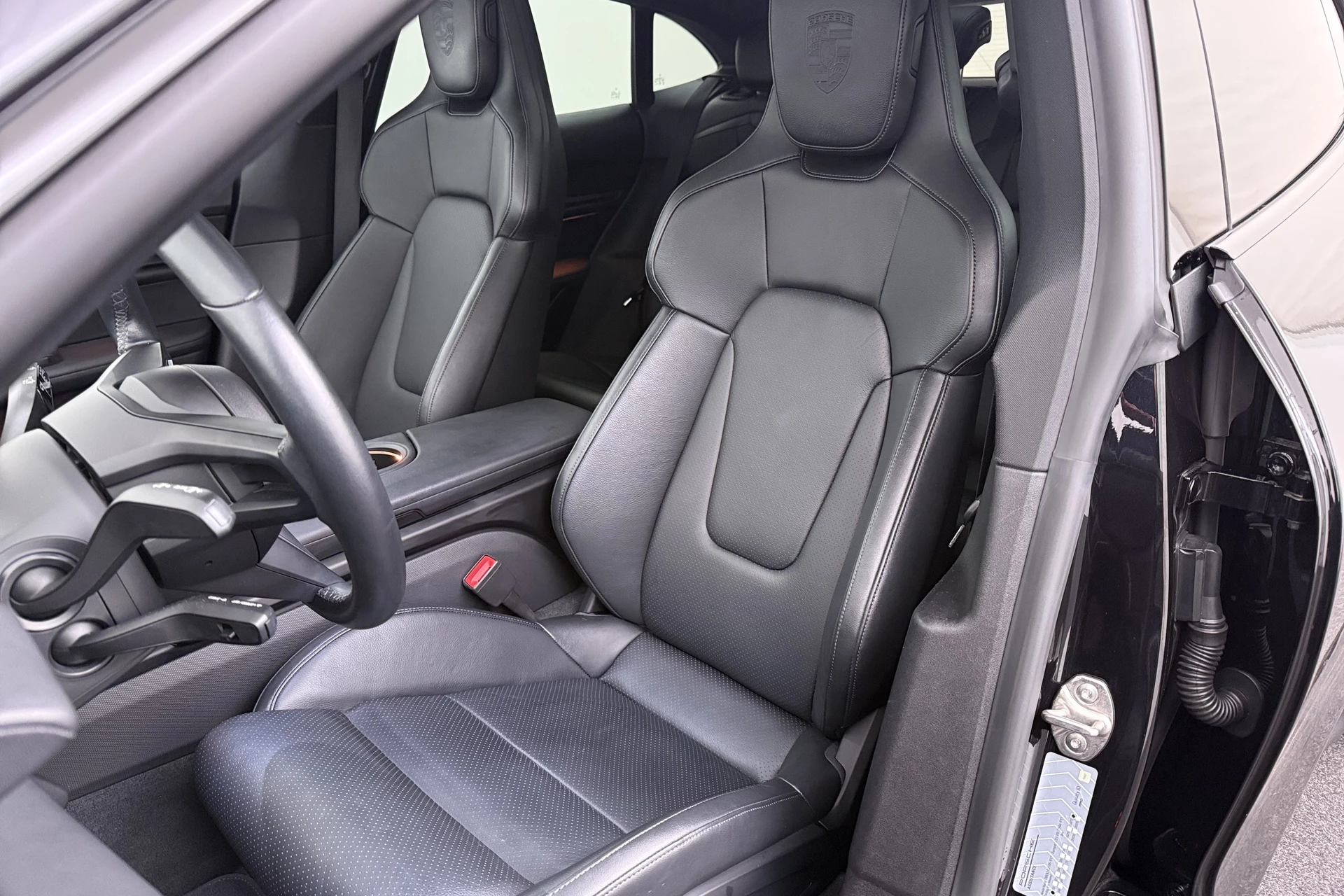 Hoofdafbeelding Porsche Taycan