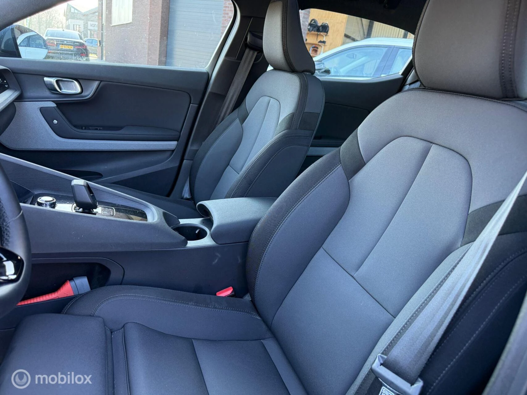 Hoofdafbeelding Polestar 2