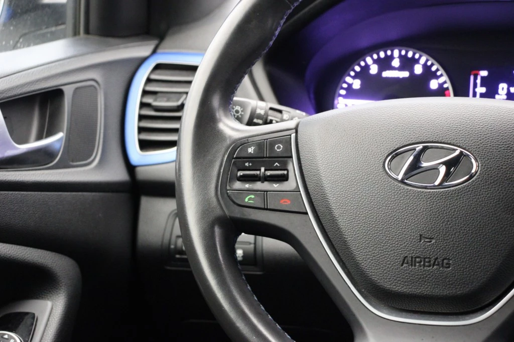 Hoofdafbeelding Hyundai i20