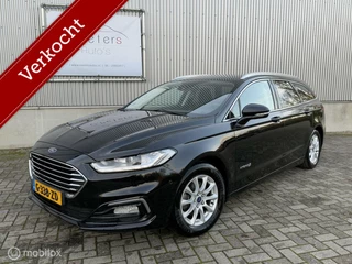 Hoofdafbeelding Ford Mondeo Ford Mondeo Wagon VERKOCHT 2.0 IVCT HEV Titanium Hybride 2020 Automaat / Carplay / Adaptief cruisecontrol / LED koplampen / Dealeronderhoud NAP