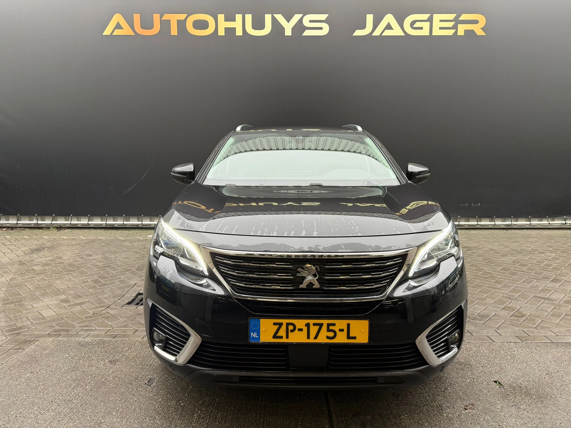 Hoofdafbeelding Peugeot 5008