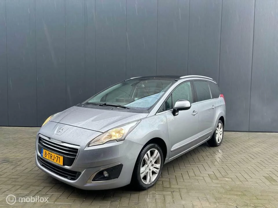 Hoofdafbeelding Peugeot 5008