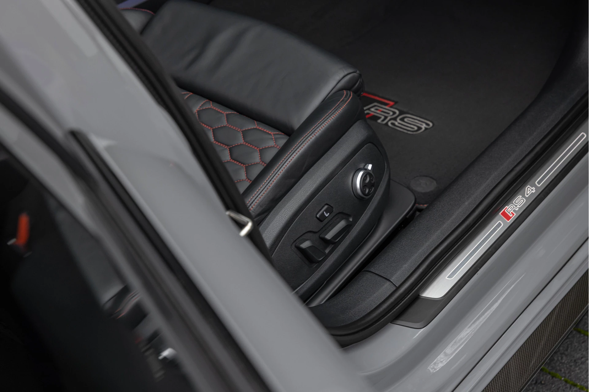 Hoofdafbeelding Audi RS4