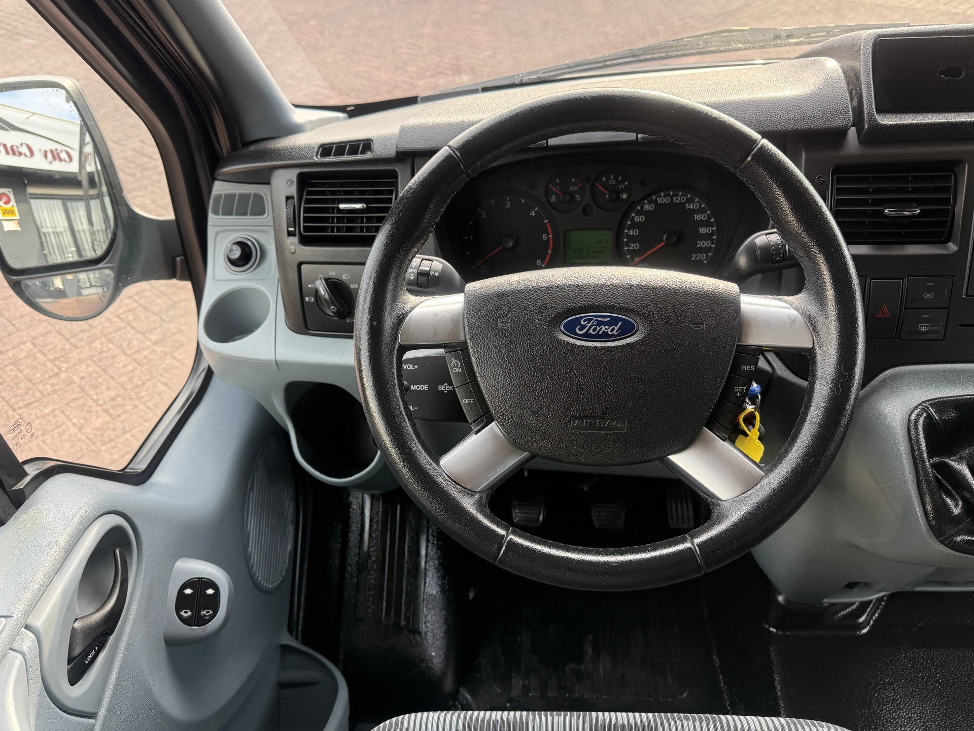 Hoofdafbeelding Ford Nugget