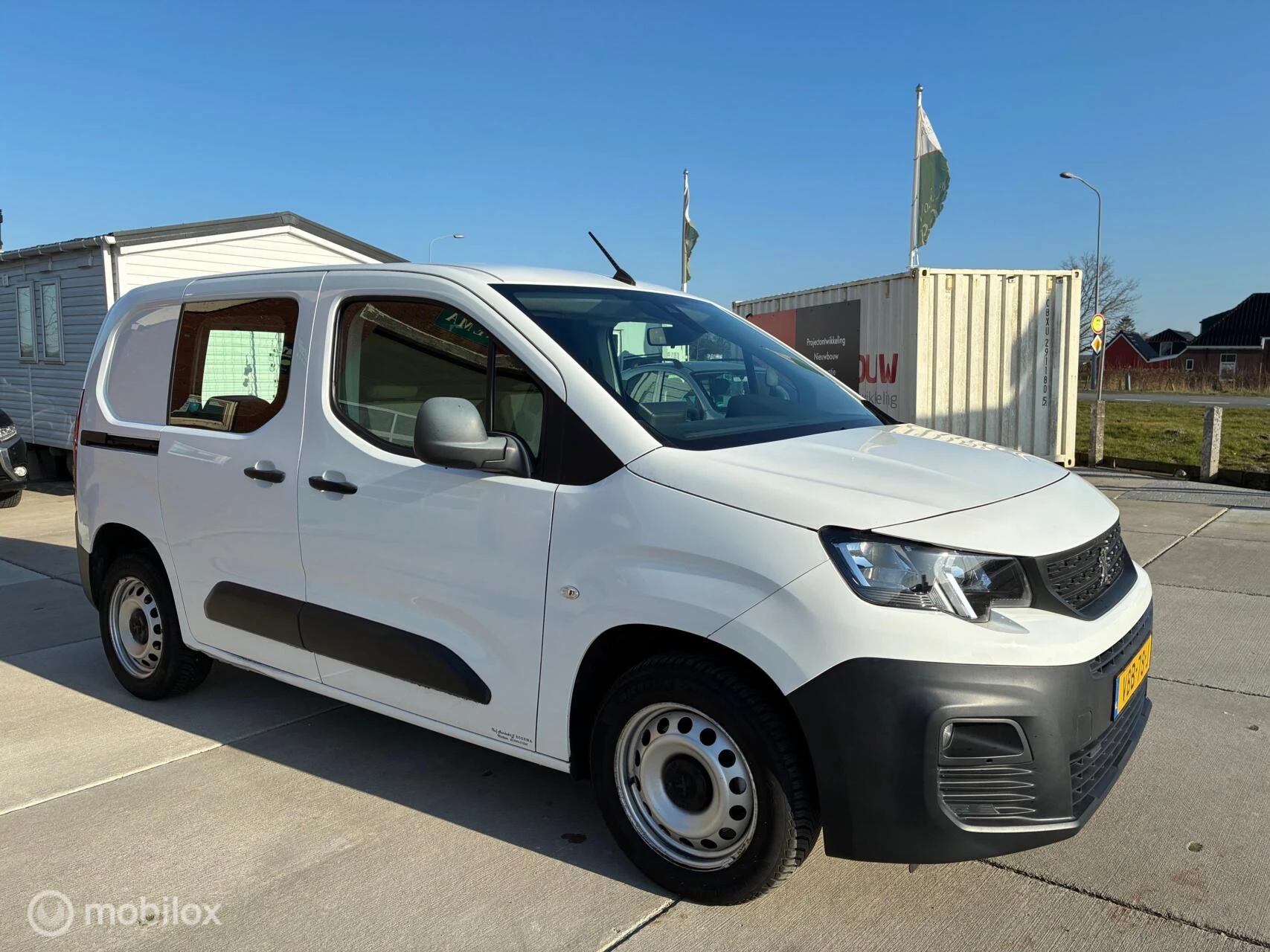 Hoofdafbeelding Peugeot Partner