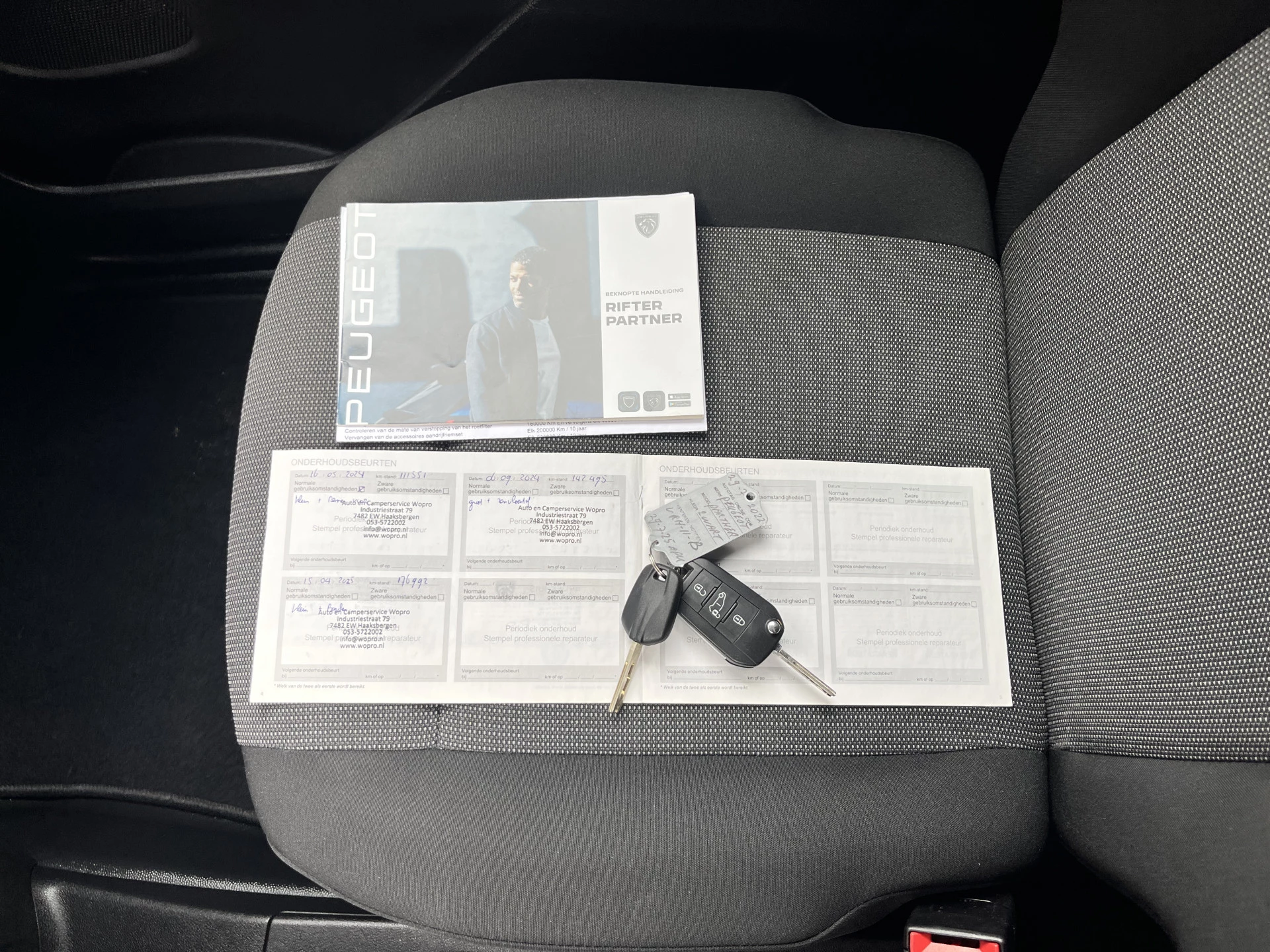 Hoofdafbeelding Peugeot Partner