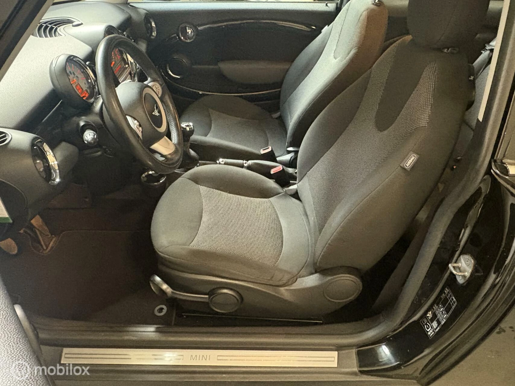 Hoofdafbeelding MINI One