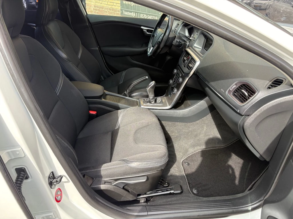 Hoofdafbeelding Volvo V40