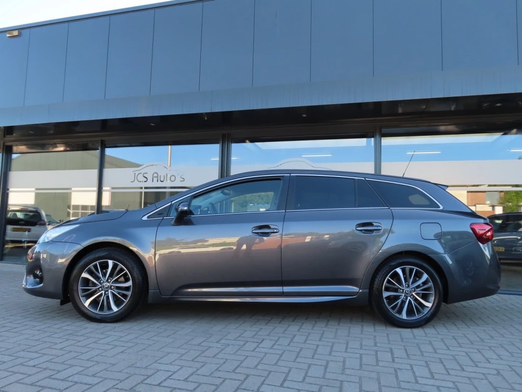 Hoofdafbeelding Toyota Avensis