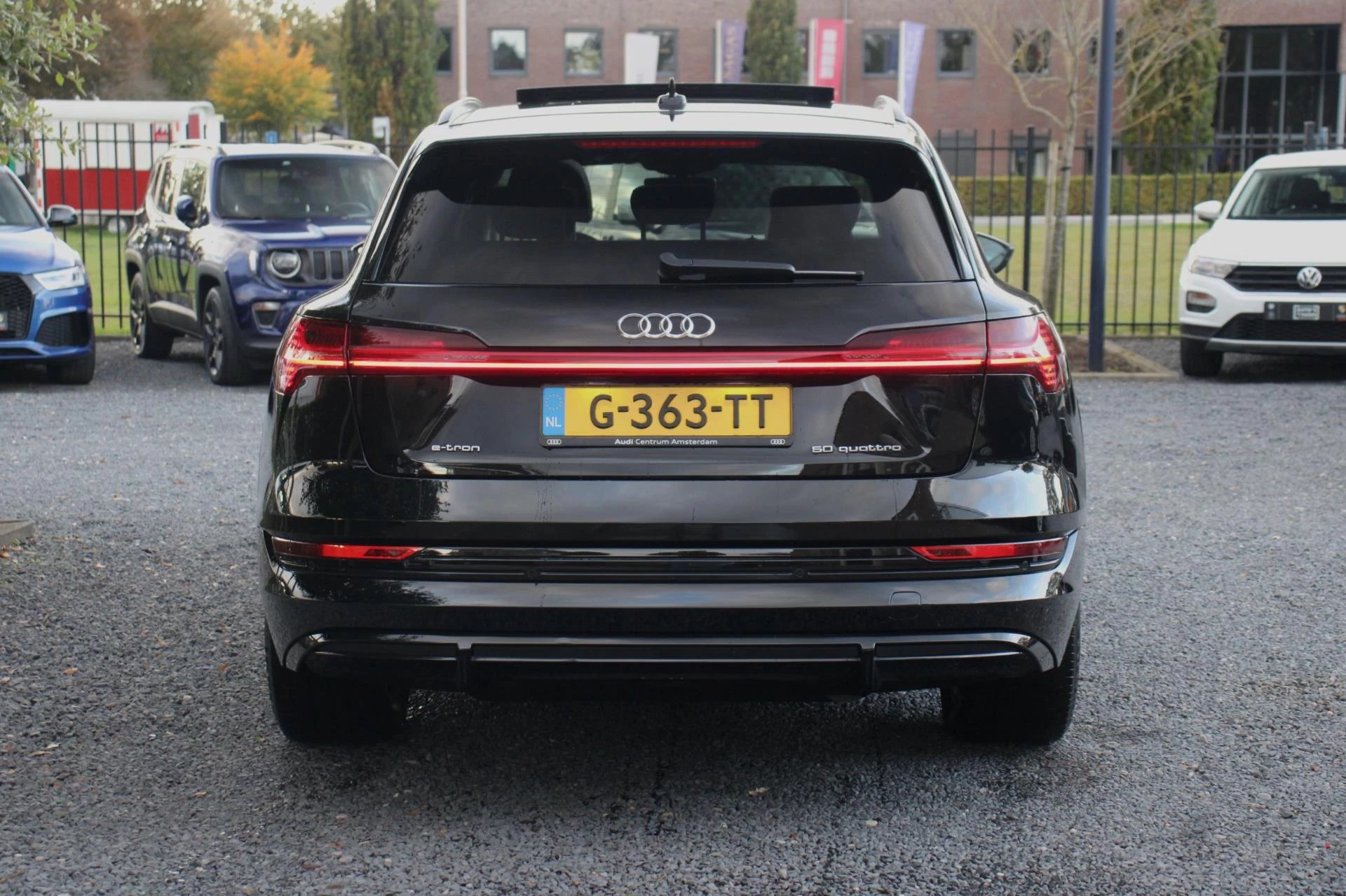 Hoofdafbeelding Audi e-tron