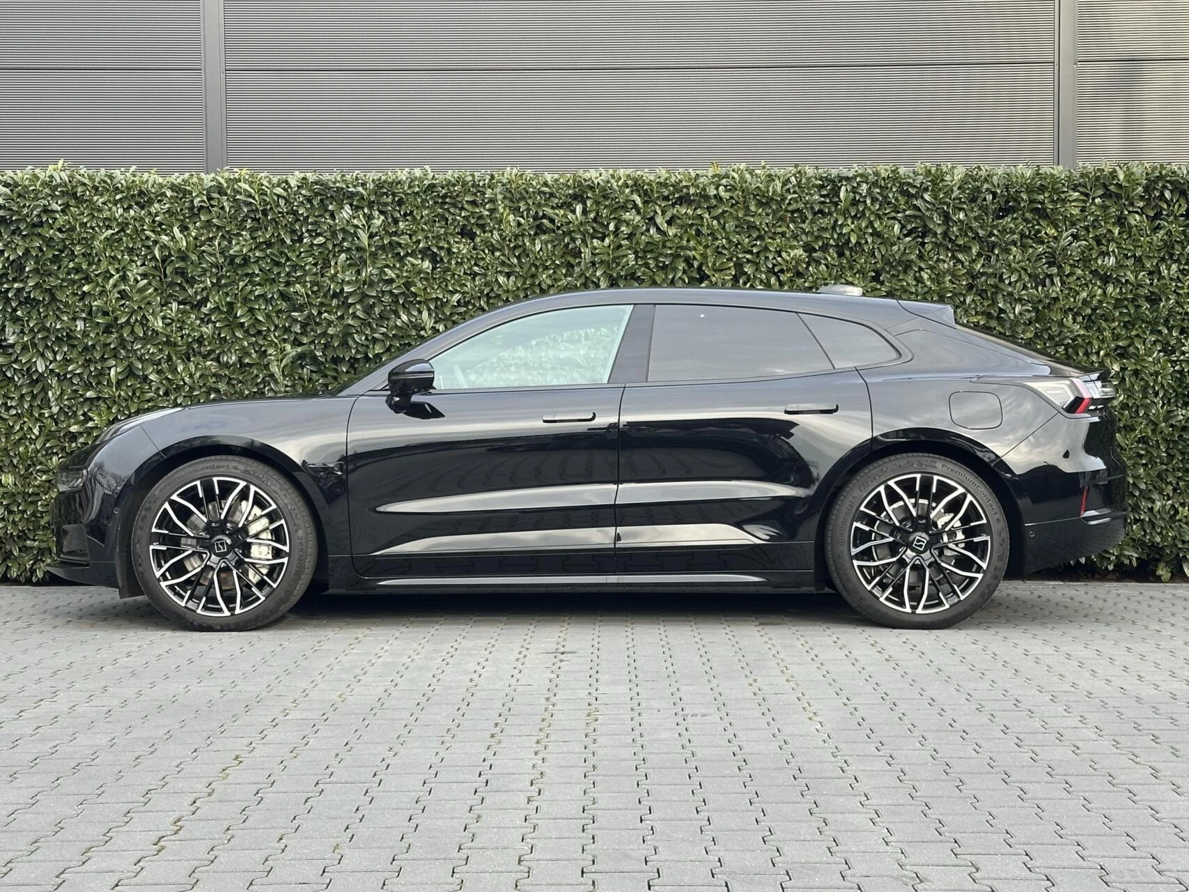 Hoofdafbeelding Zeekr 001