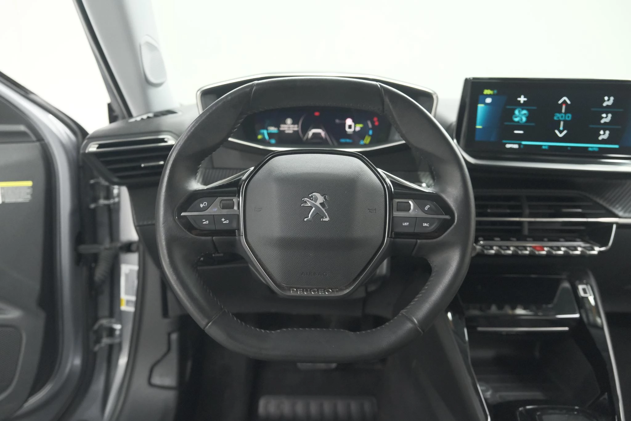 Hoofdafbeelding Peugeot e-2008
