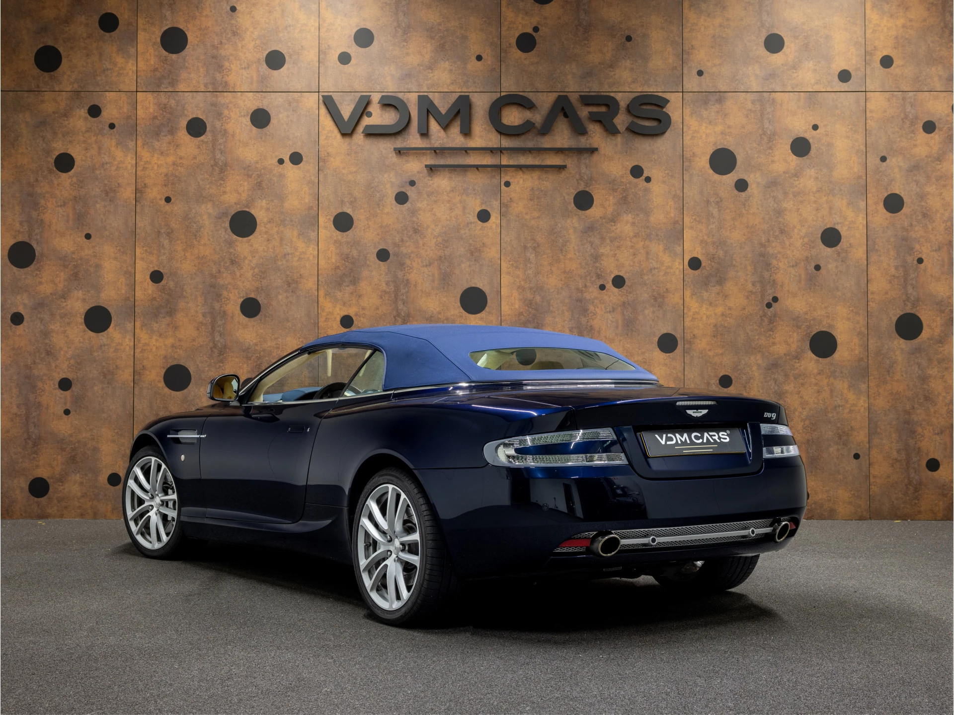 Hoofdafbeelding Aston Martin DB9