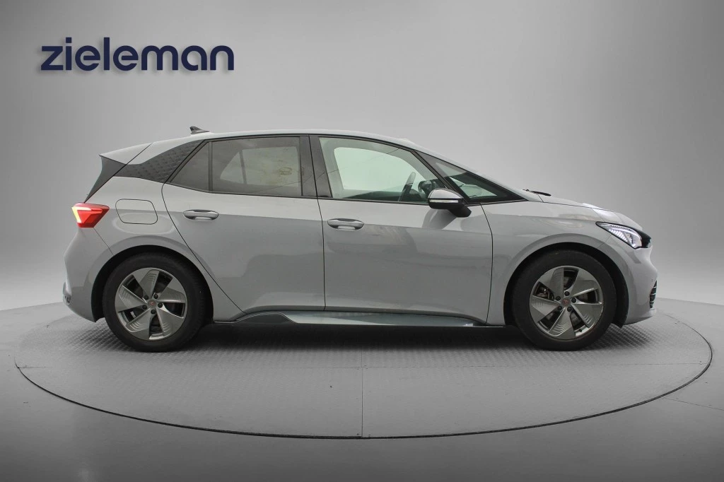 Hoofdafbeelding CUPRA Born