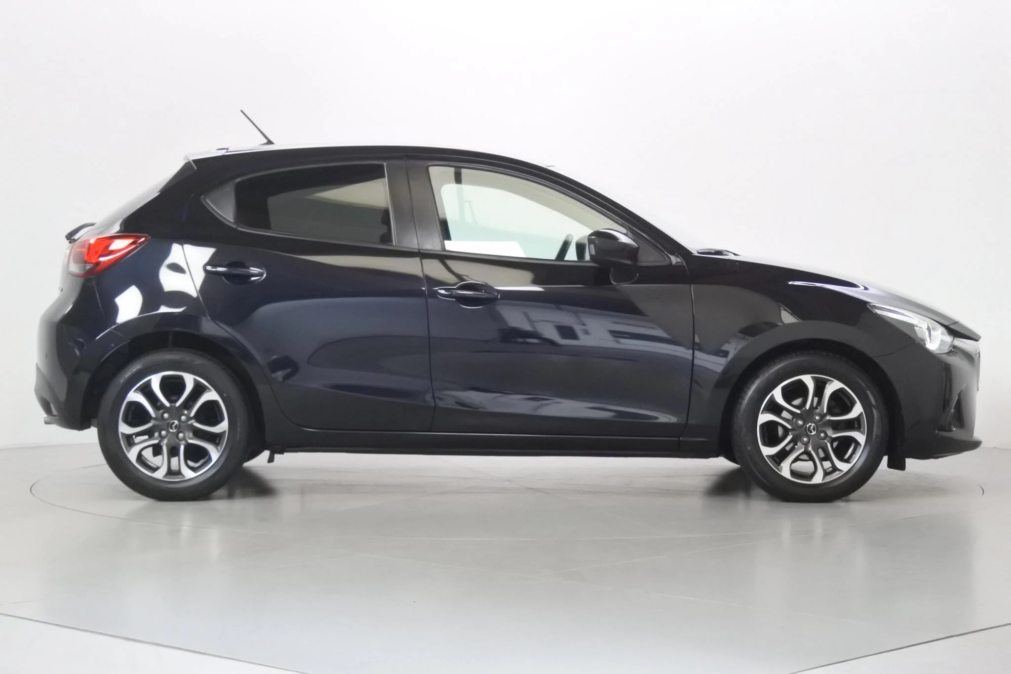 Hoofdafbeelding Mazda 2