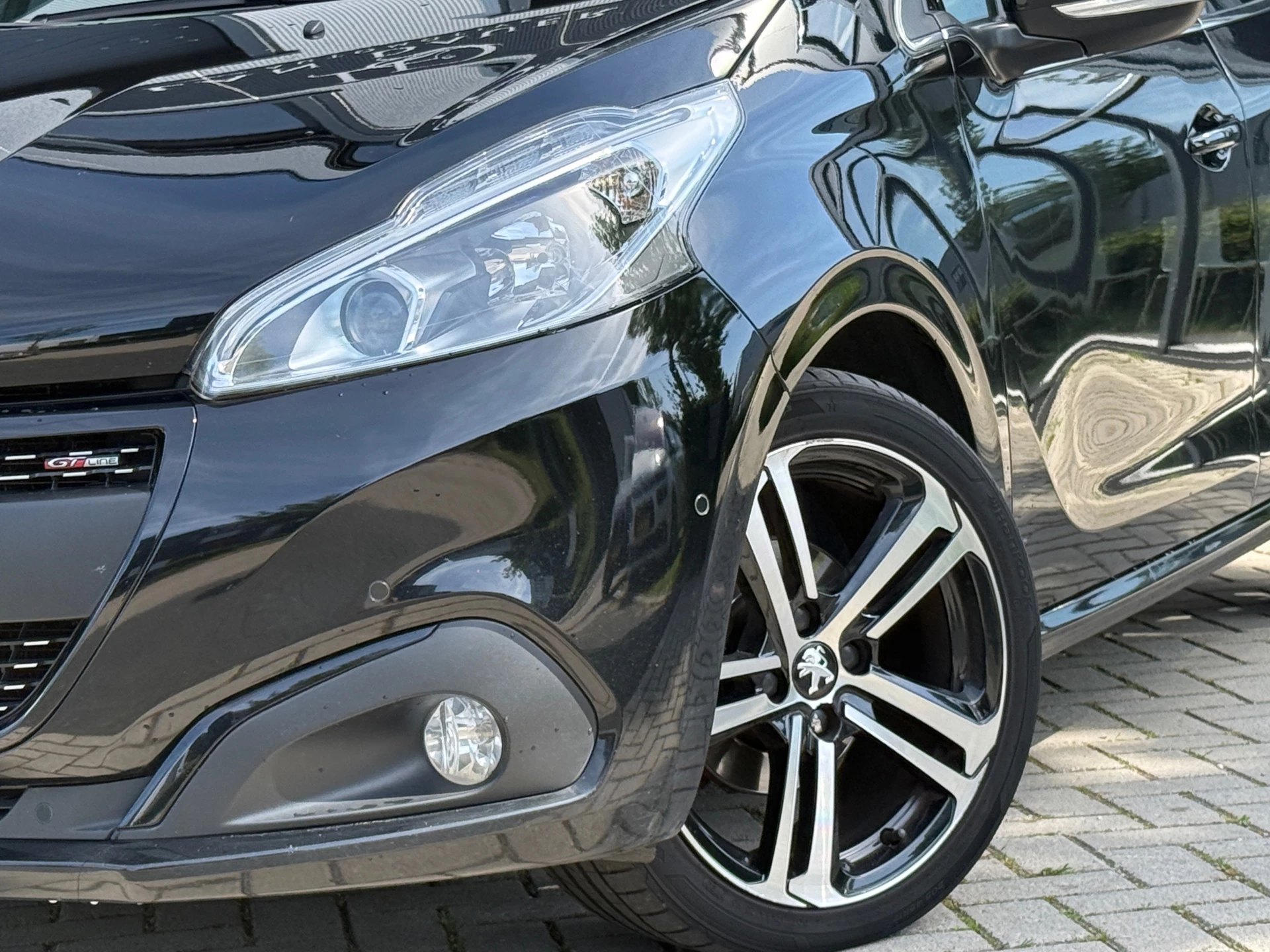 Hoofdafbeelding Peugeot 208