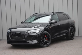 Hoofdafbeelding Audi e-tron Audi e-tron 50 quattro S edition 313PK | Luchtvering | Pano | Keyles-go | Sfeerverlichting | ACC | Memory | 2020.