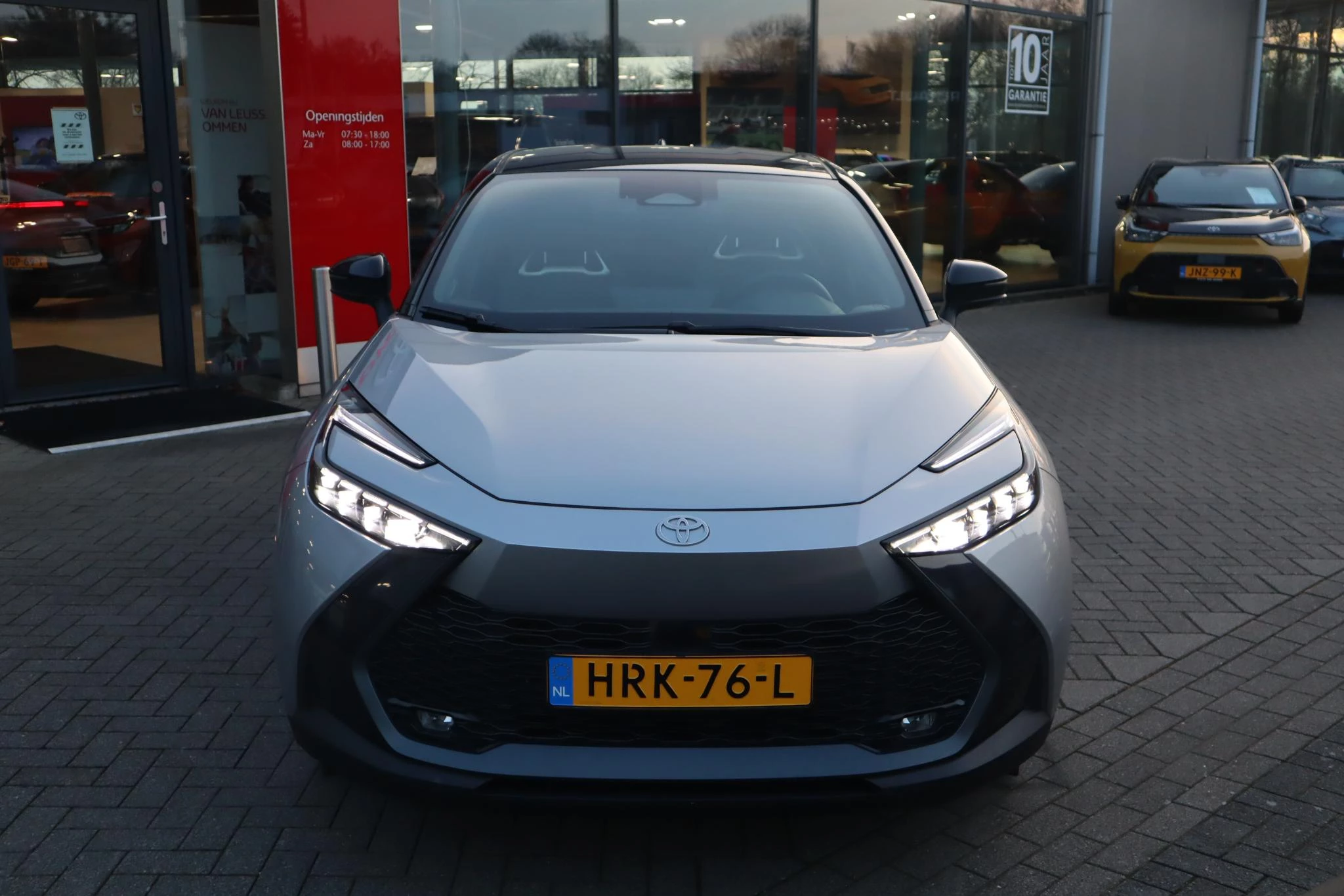 Hoofdafbeelding Toyota C-HR