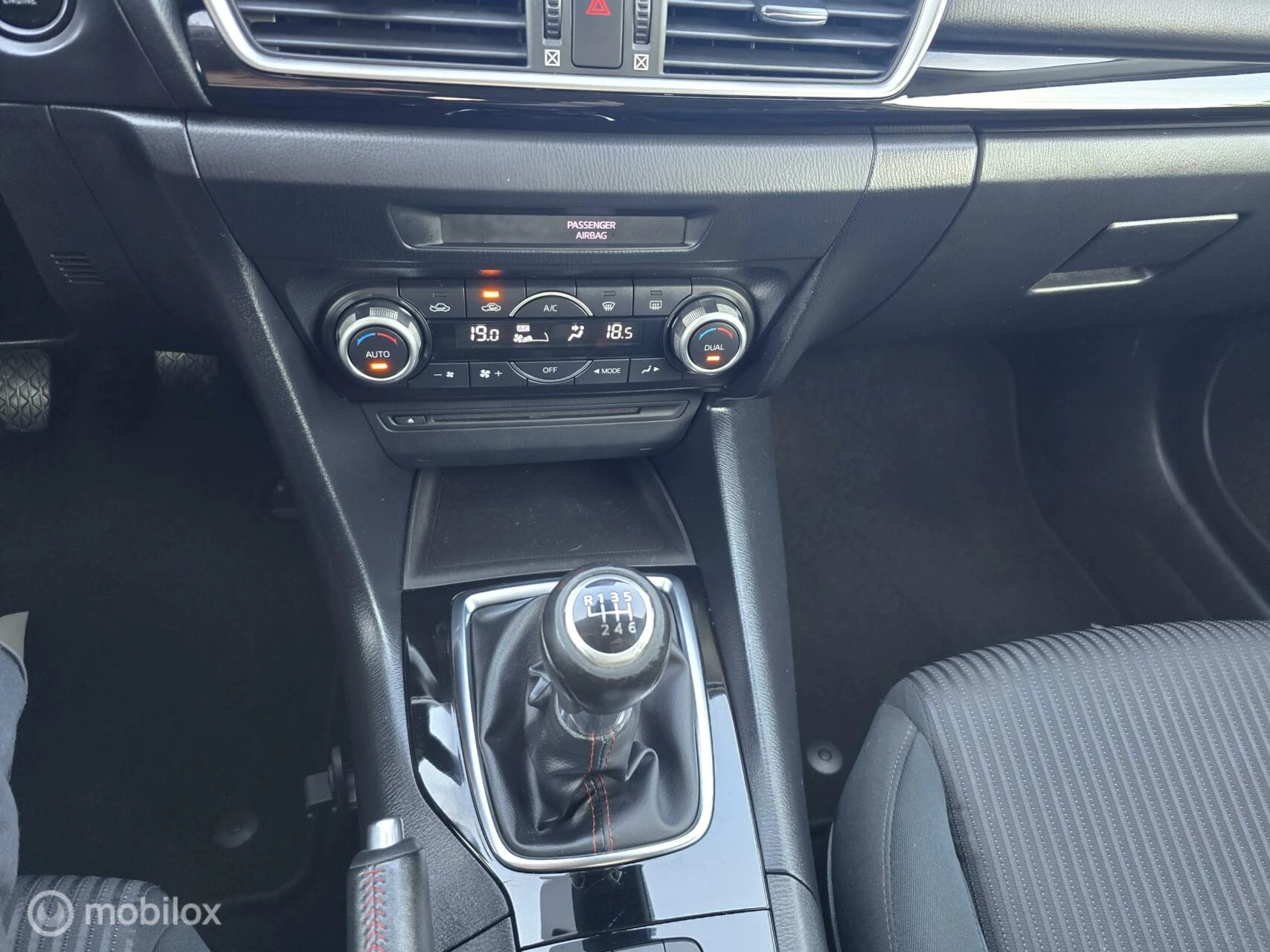 Hoofdafbeelding Mazda 3