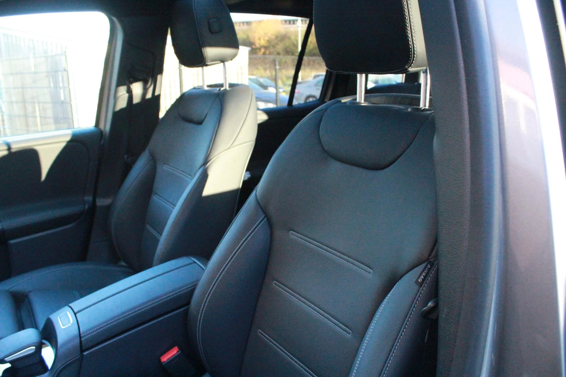 Hoofdafbeelding Mercedes-Benz EQB