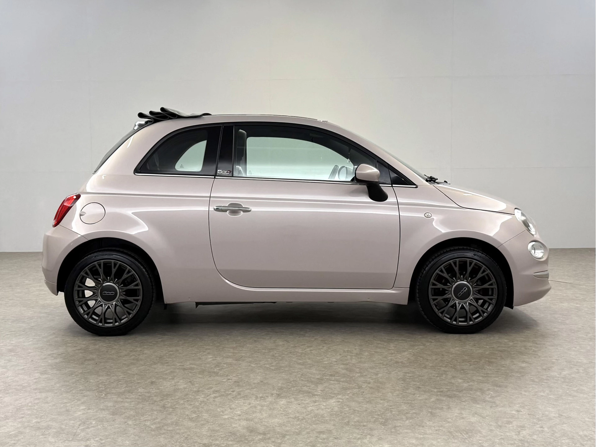 Hoofdafbeelding Fiat 500C
