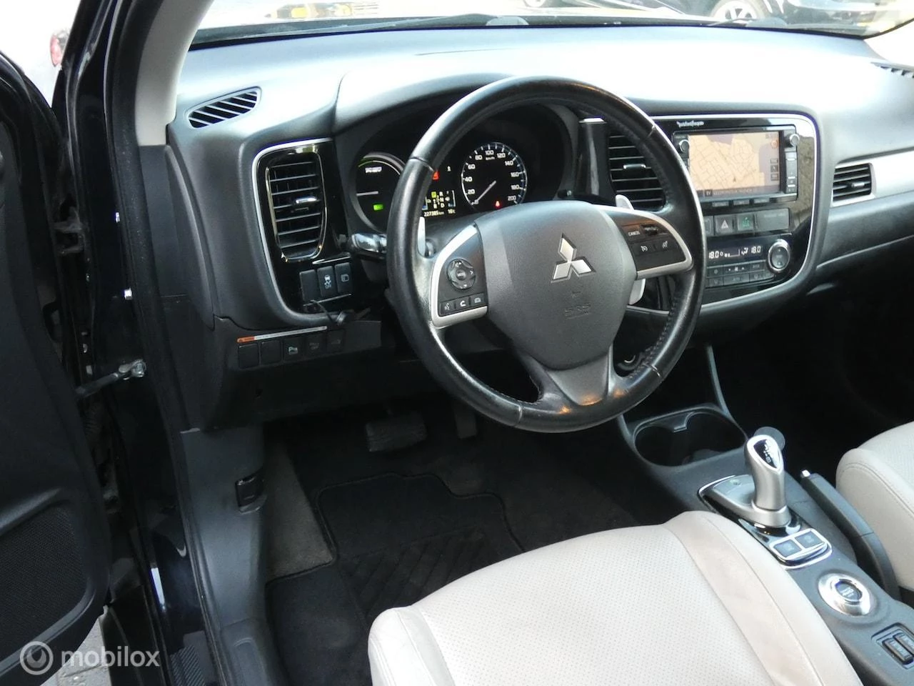 Hoofdafbeelding Mitsubishi Outlander