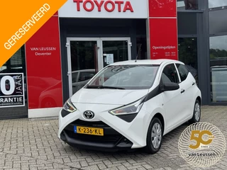 Hoofdafbeelding Toyota Aygo Toyota Aygo 1.0 VVT-i x-fun AIRCO NL-AUTO 1E EIGENAAR ELEKTRISCHE RAMEN