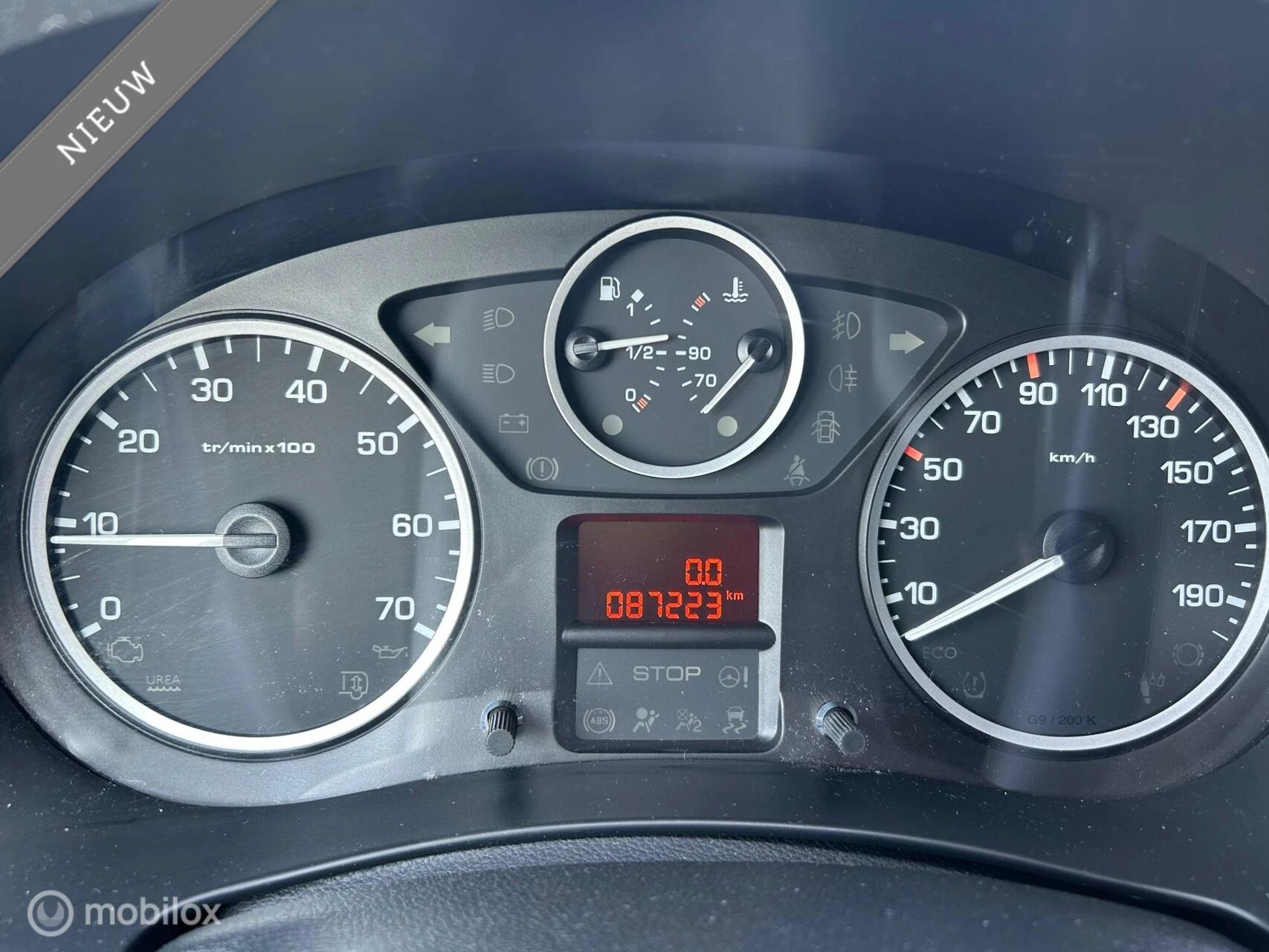 Hoofdafbeelding Peugeot Partner