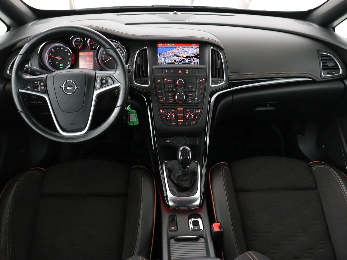 Hoofdafbeelding Opel Cascada
