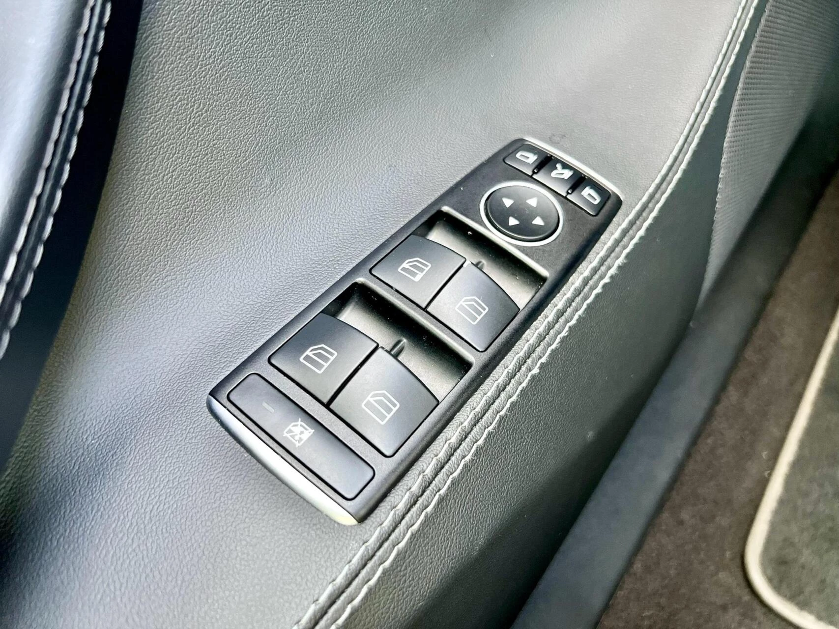 Hoofdafbeelding Tesla Model S