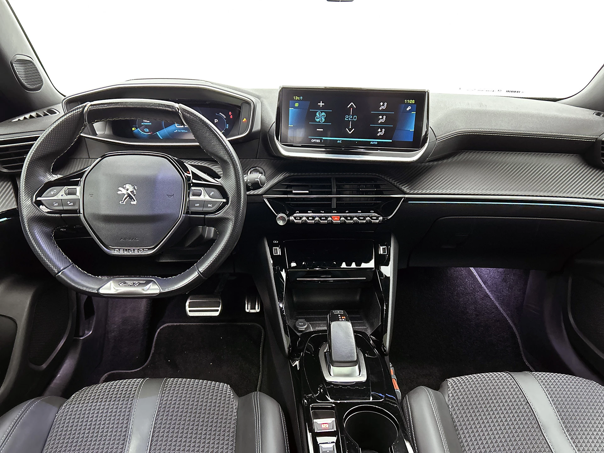 Hoofdafbeelding Peugeot e-2008