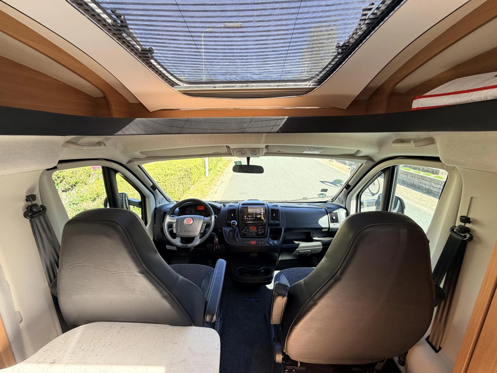 Hoofdafbeelding LMC V646 Fiat 140PK Automaat•Camper•TV•Airco