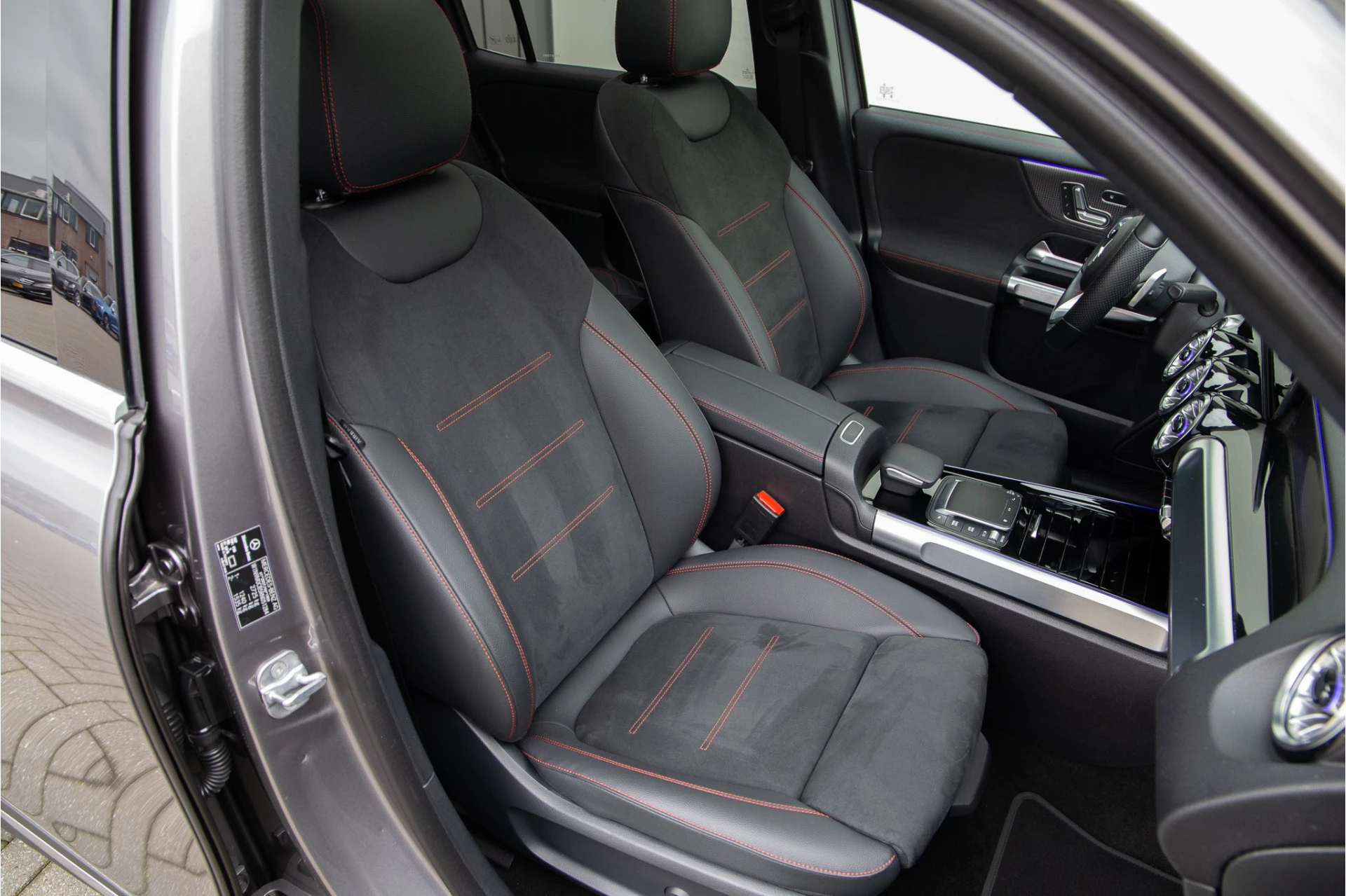 Hoofdafbeelding Mercedes-Benz EQB