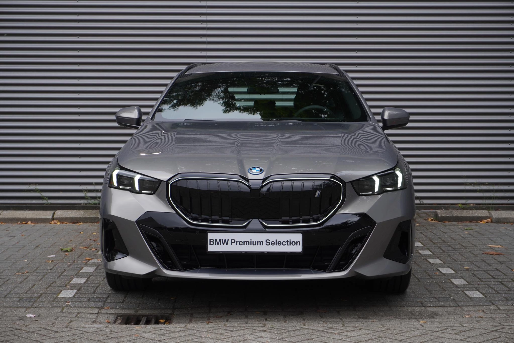 Hoofdafbeelding BMW i5