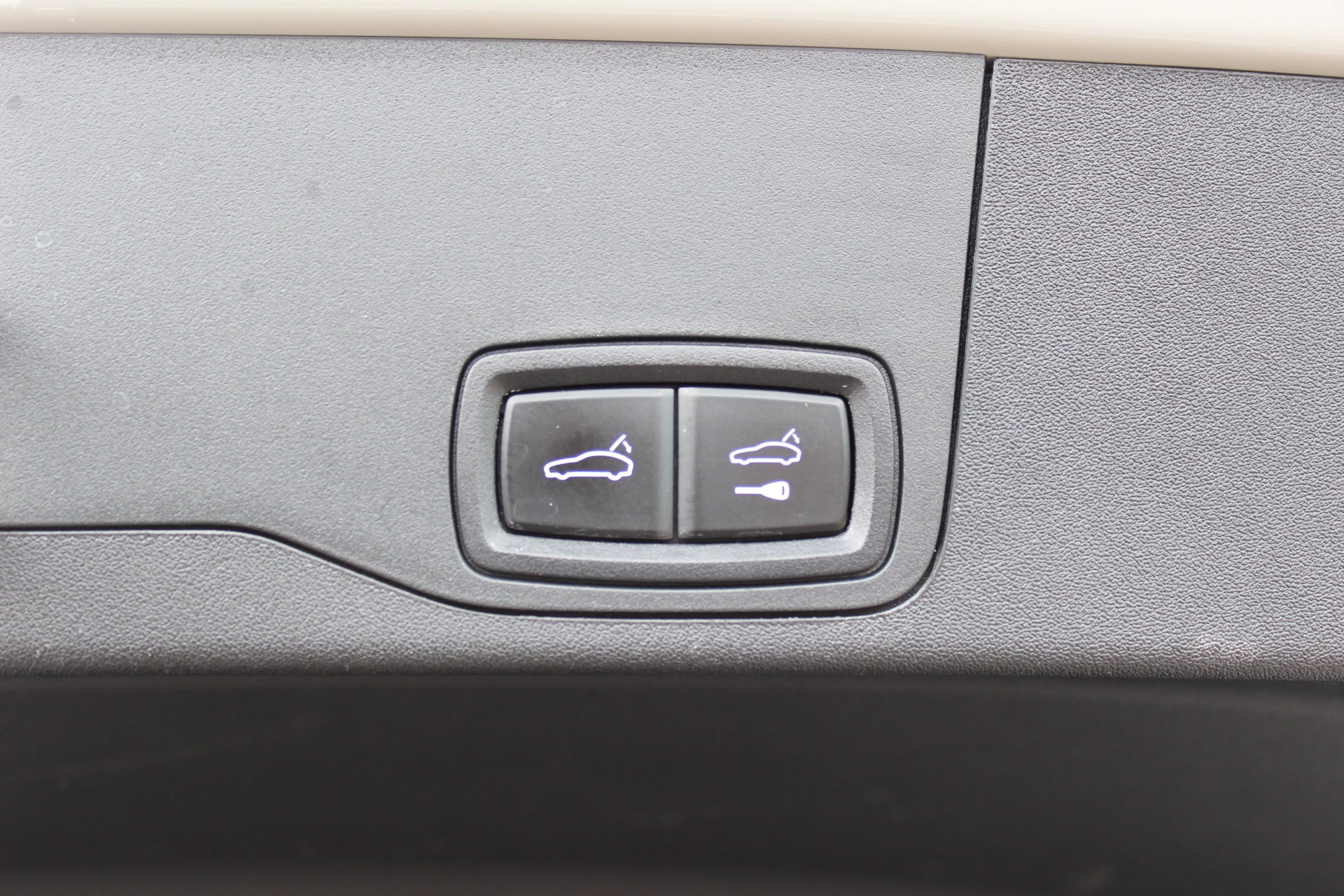 Hoofdafbeelding Porsche Taycan