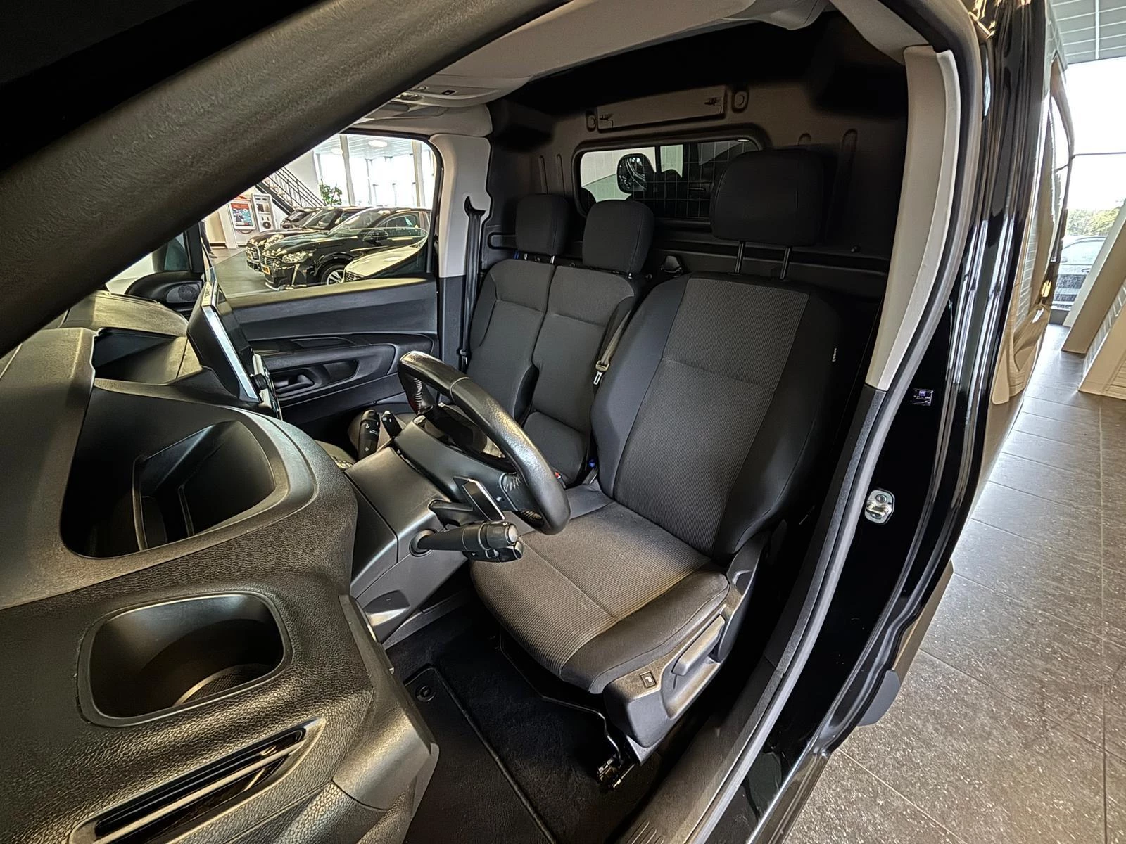 Hoofdafbeelding Peugeot Partner