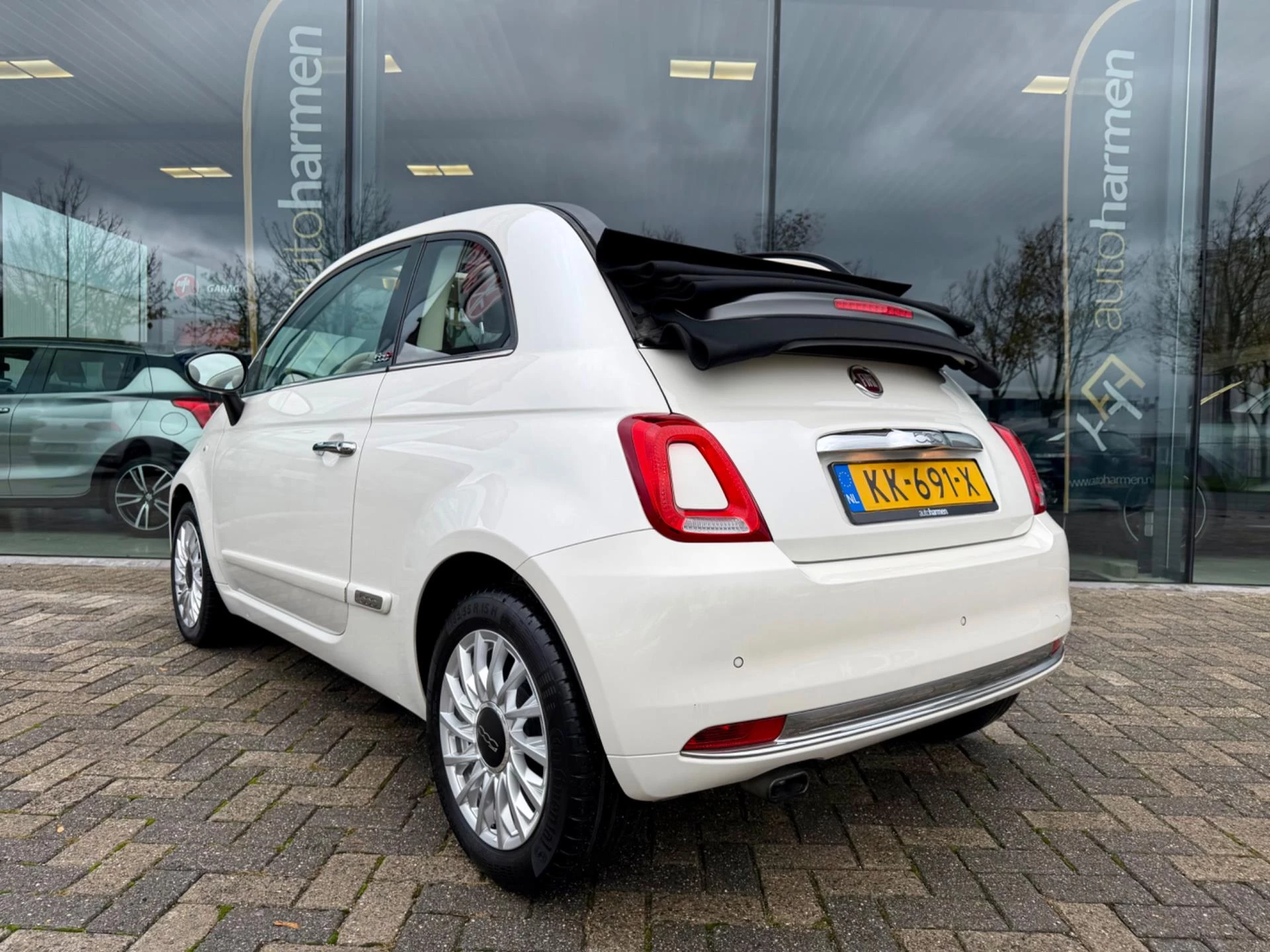 Hoofdafbeelding Fiat 500C