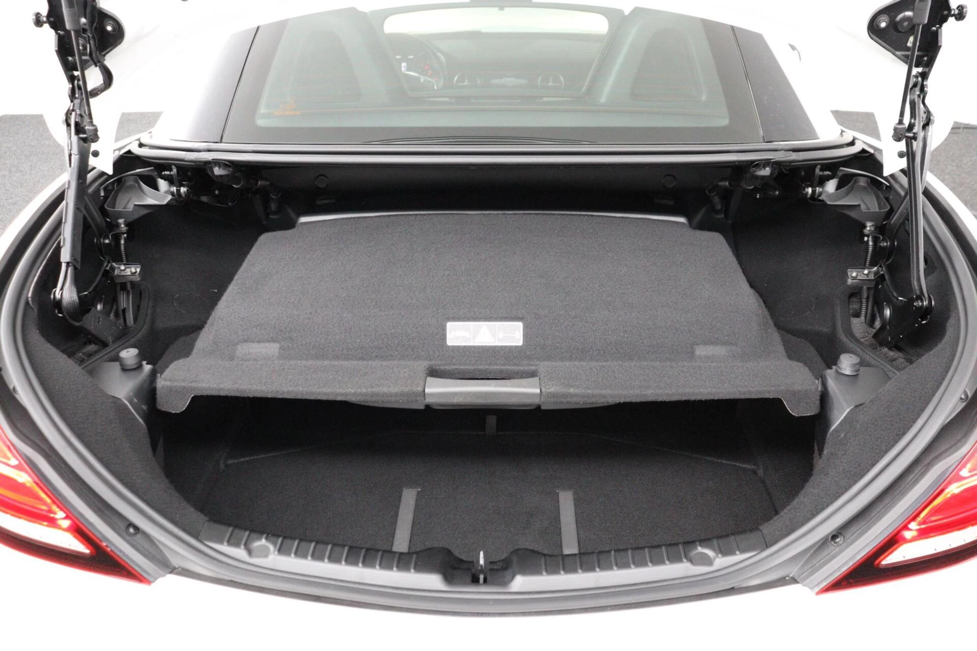 Hoofdafbeelding Mercedes-Benz SLC