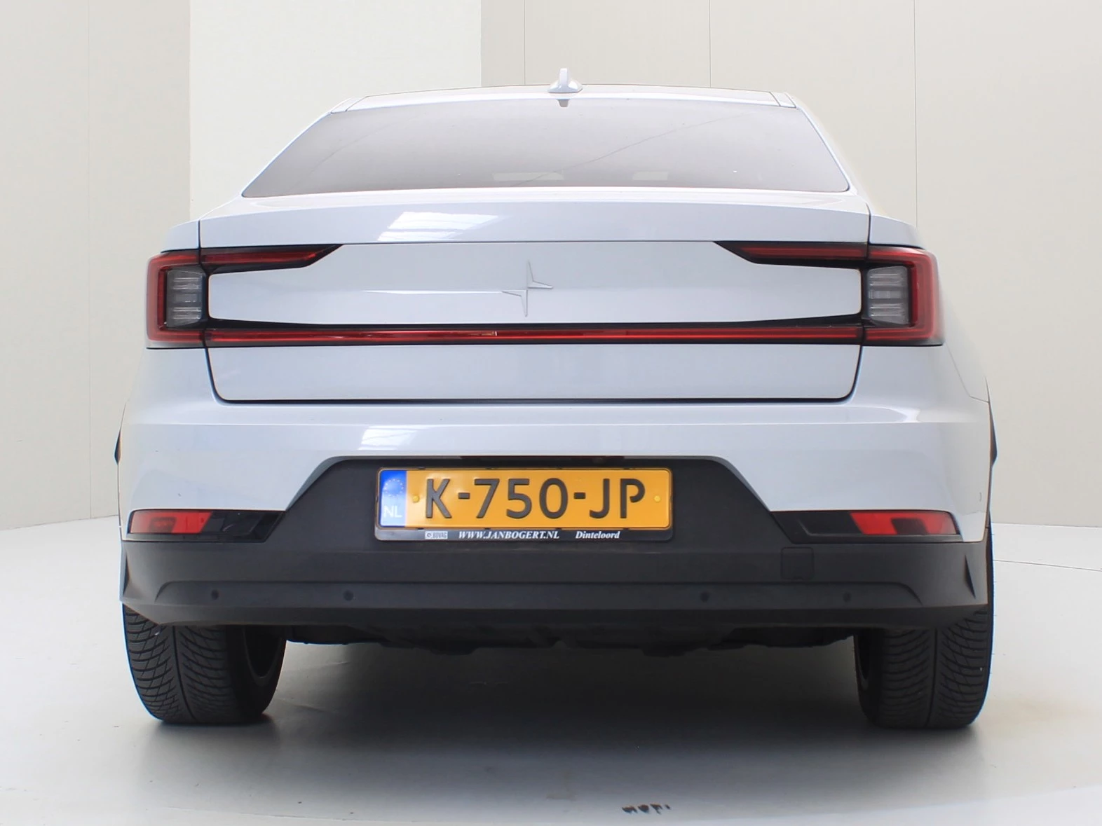 Hoofdafbeelding Polestar 2