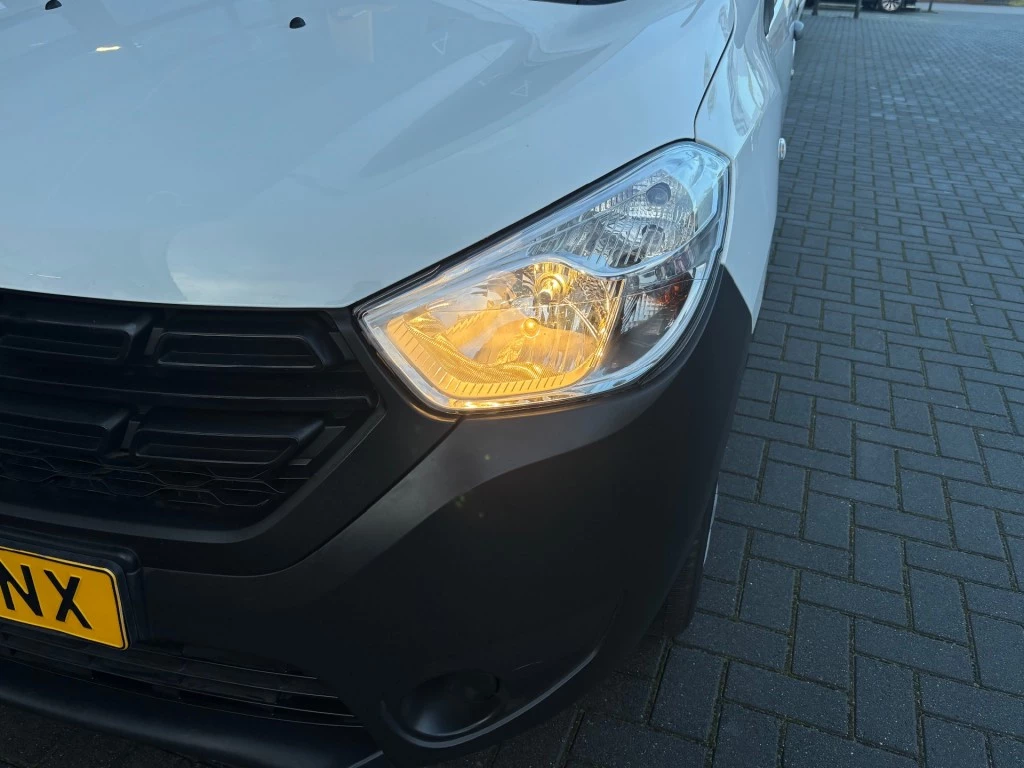 Hoofdafbeelding Dacia Dokker