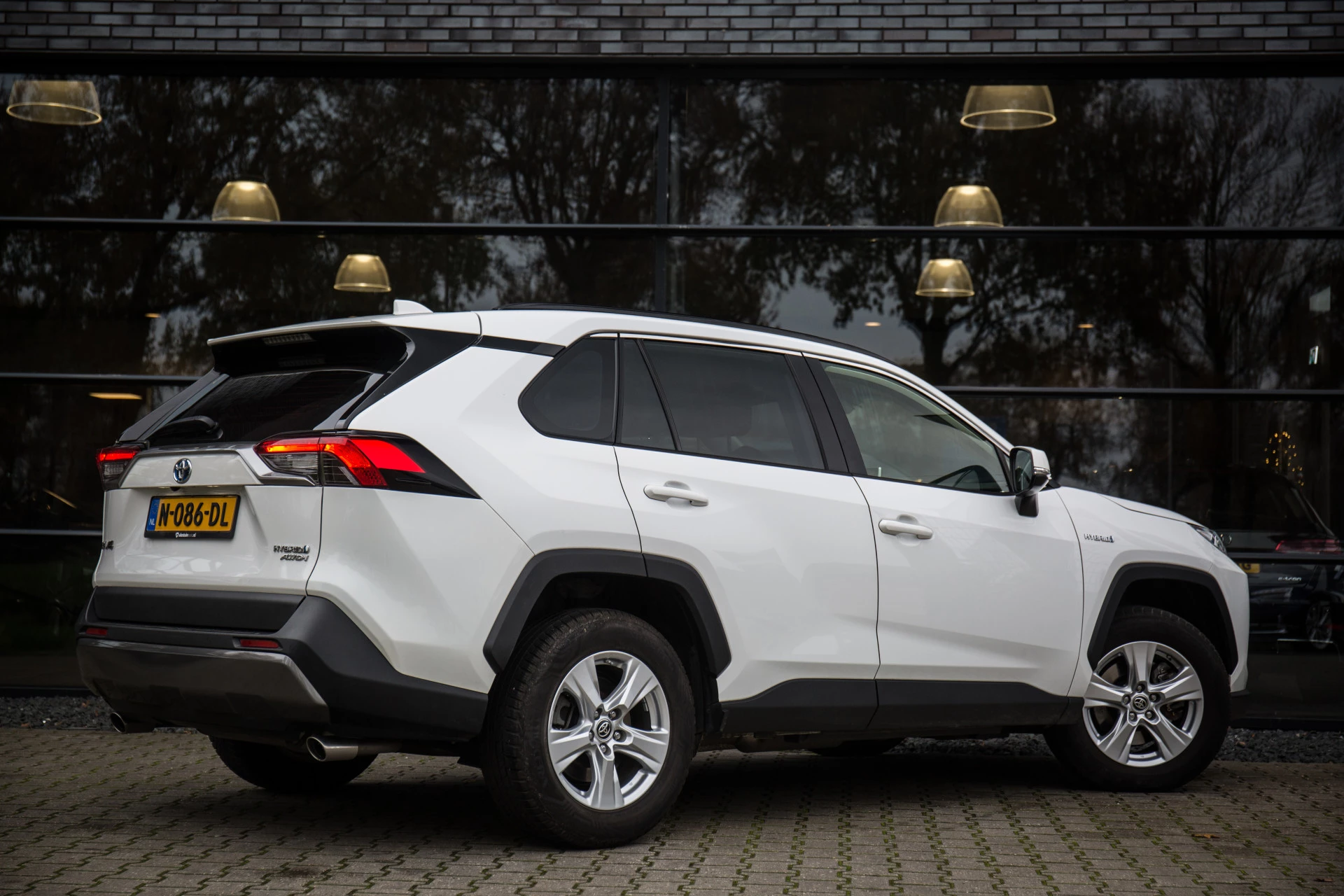 Hoofdafbeelding Toyota RAV4