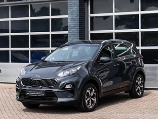 Hoofdafbeelding Kia Sportage Kia Sportage 1.6 GDi comfort navigatie, camera