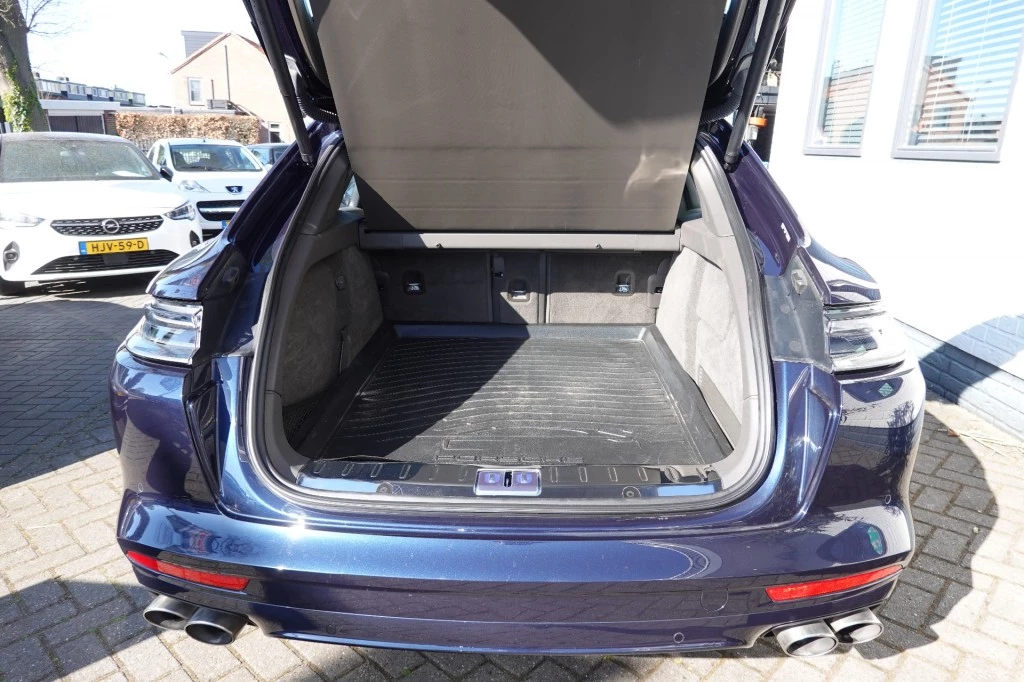 Hoofdafbeelding Porsche Panamera