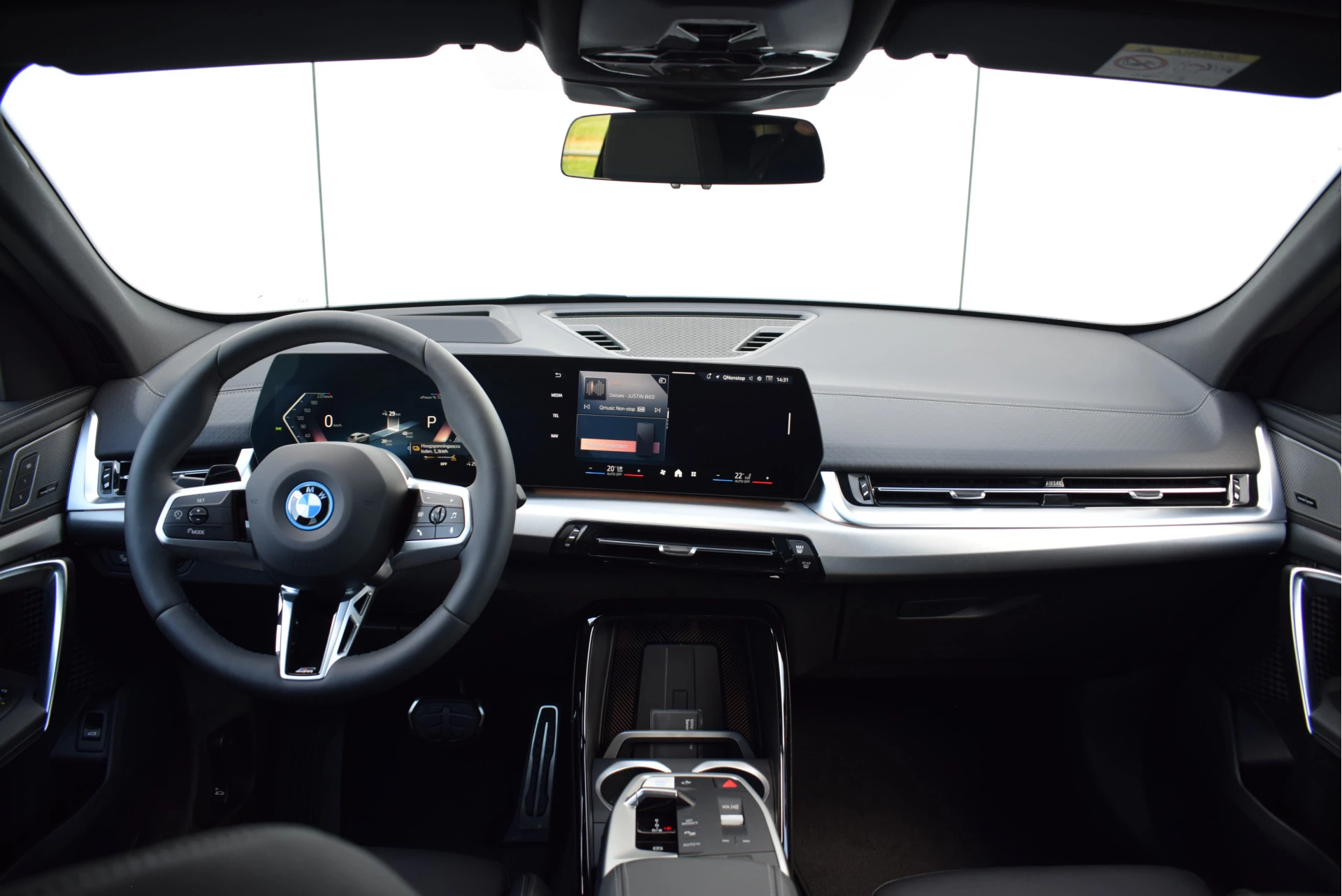 Hoofdafbeelding BMW iX2