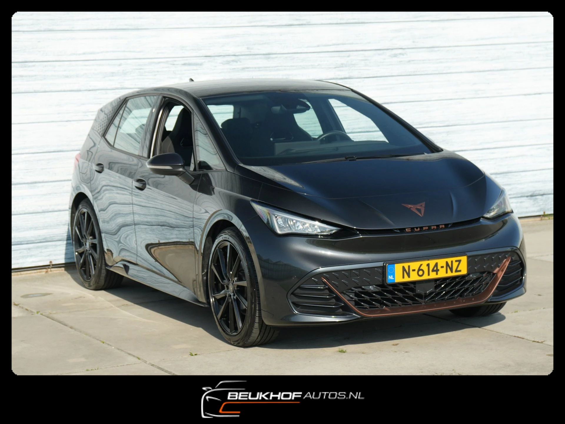 Hoofdafbeelding CUPRA Born